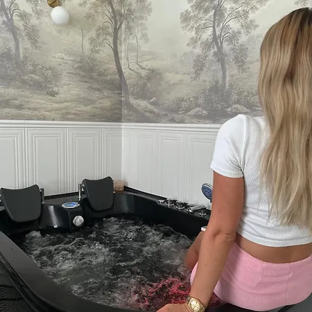 Jacuzzi #2 - Relax Апартаменты Гданьск